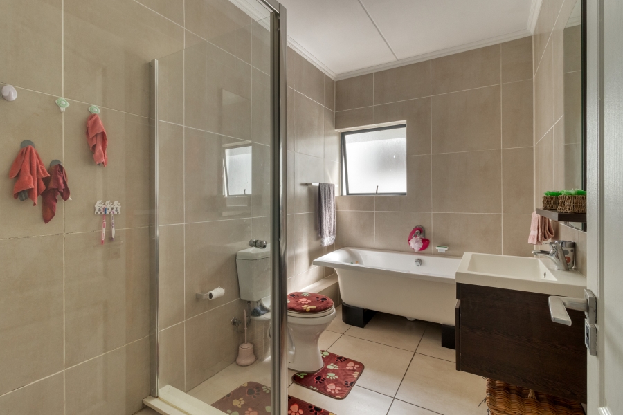 2 Bedroom Property for Sale in De Velde Western Cape